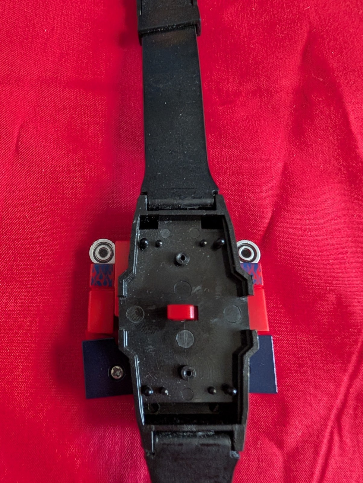 2011 TRANSFORMERS OPTIMUS PRIME TRANSFORMING WATC… - image 5