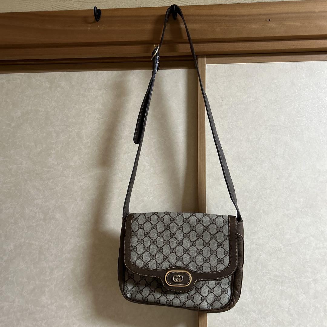 GUCCI GG Canvas Brown Shoulder Bag Authentic F04171124