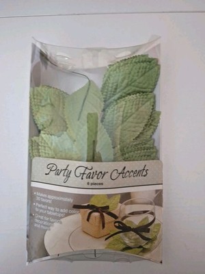 Party Favor Accents Green Leaves 6 pcs  preowned