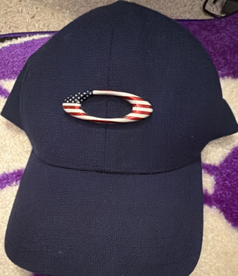 Oakley Flexfit Navy Blue Men's Baseball Cap USA Flag S-M Casual