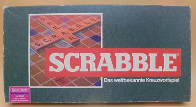 Scrabble Das weltbekannte Kreuzwortspiel Gesellschaftsspiel, komplett Holzsteine - Bild 1 von 3