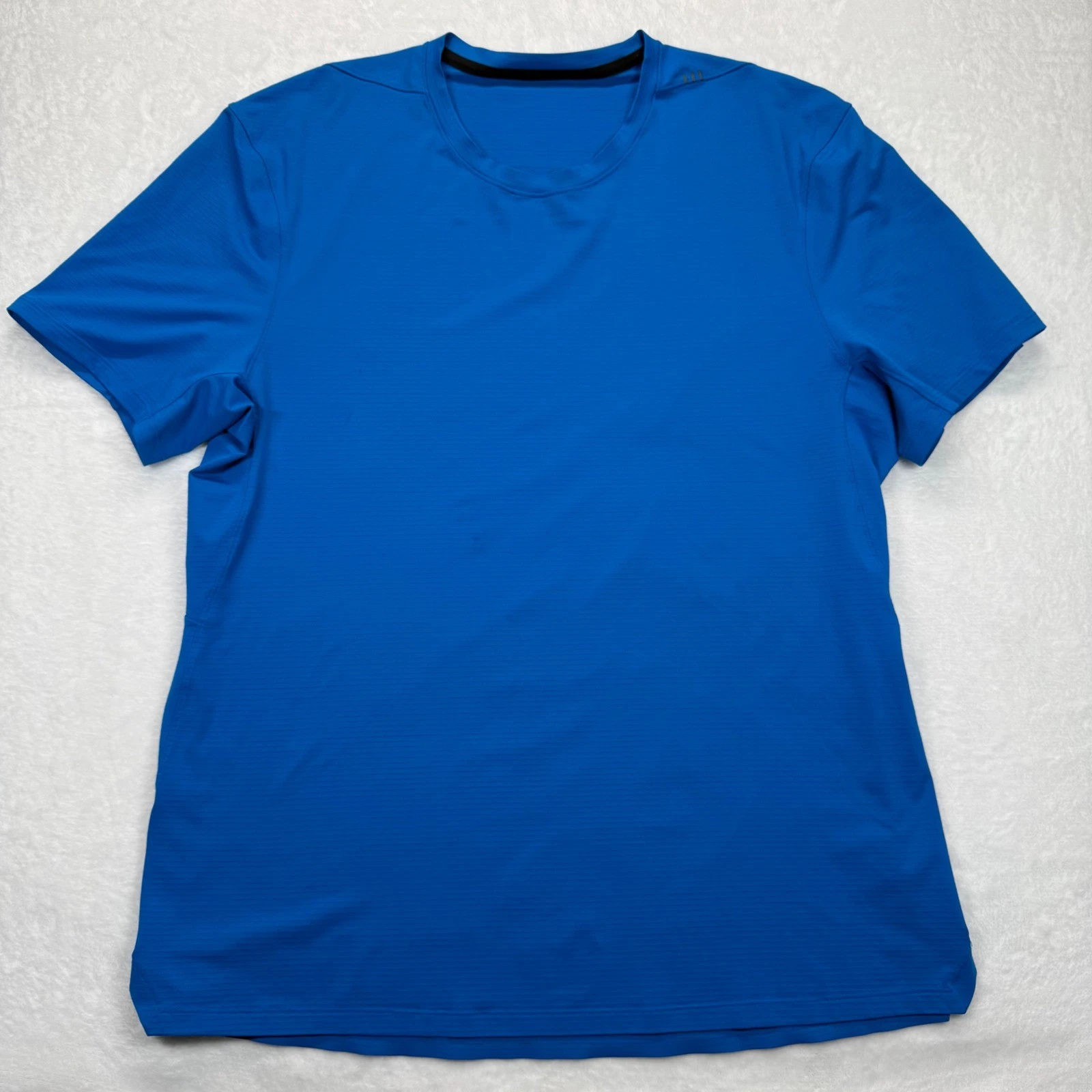 Lululemon Mens T-Shirt Athletic Fit Breathe Quick-Dry Blue Size L READ