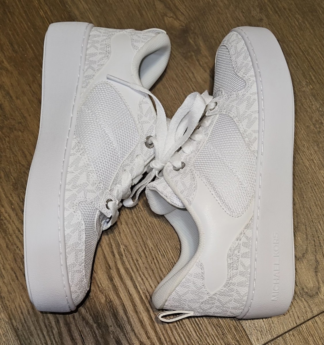 NEW Sz 8.5 Michael Kors White Mesh MK Logo Lace Up White