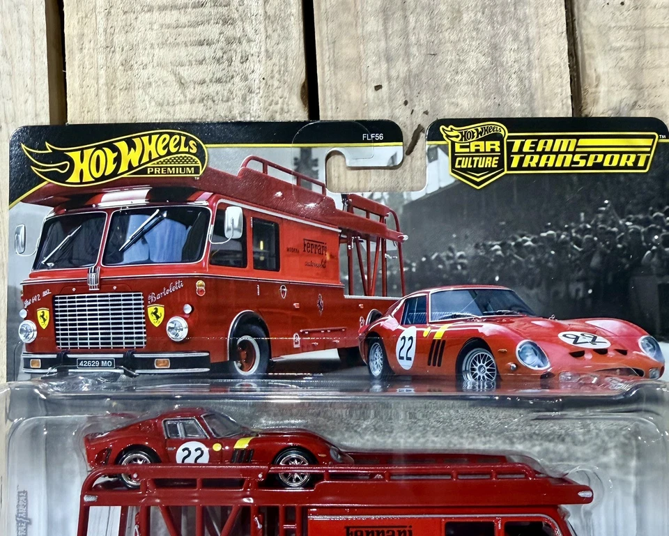 Camión Hot Wheels Ferrari Team Transport 250 GTO Fiat 642 Bartoletti Car Culture Foto 2 de 4