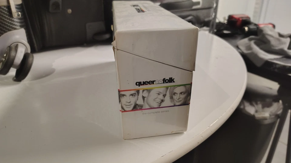 Queer As Folk - The Complete Series Box Set (DVD) (Used, Excellent Condition) Foto 3 de 4