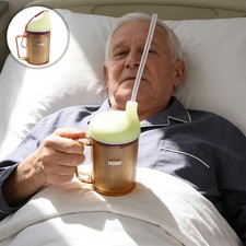 Durable Elderly Drinking Cup with Straw Non Spill Nursing Cup for Bedridden