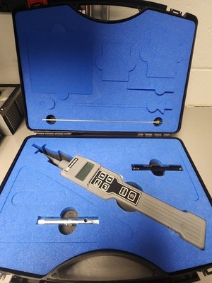 Portable leak detector LHHLD-G3 Gascheck G3 Fluid X Helium Calibrated
