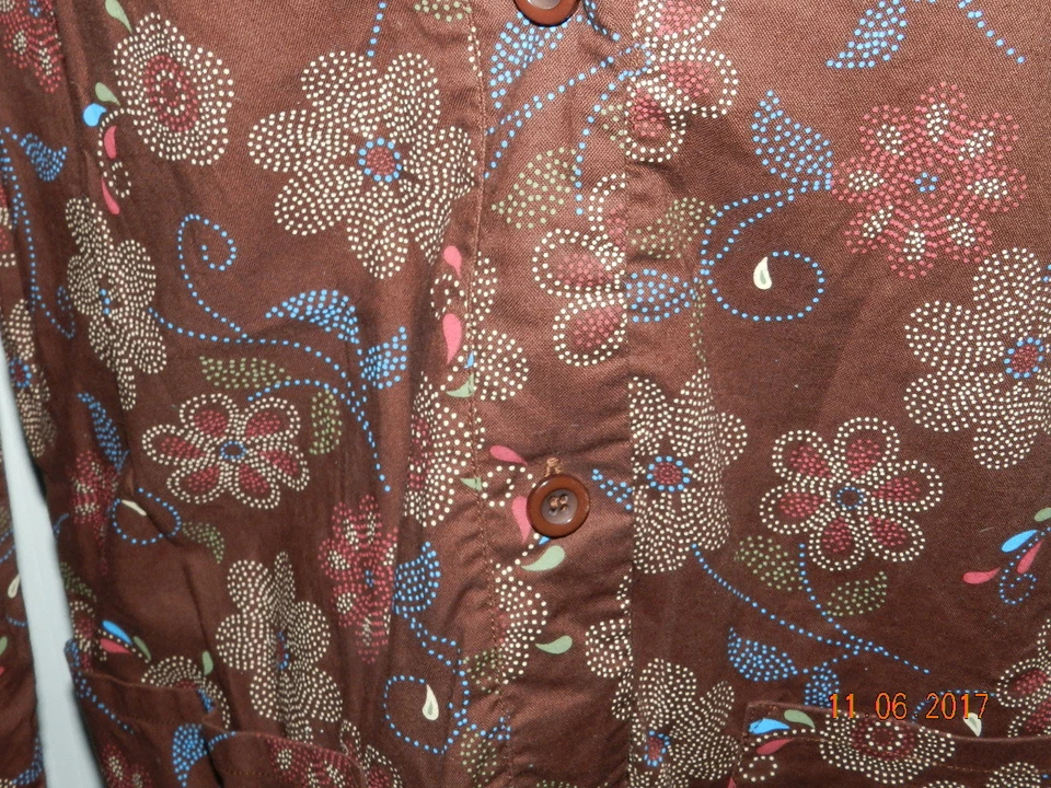 Cherokee Studio Scrub Size S Top 3435C PTIA Brown Floral Long sleeved - Image 2 of 4
