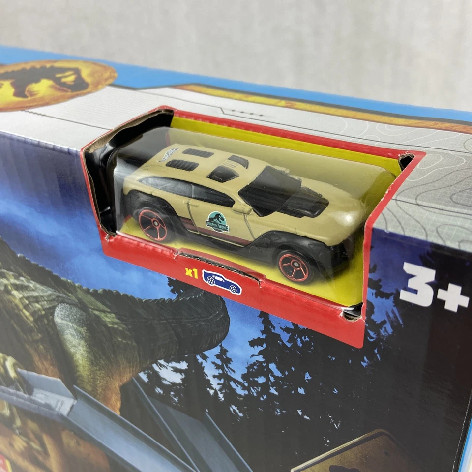 Hot Wheels Clash 'N Crash Track Set Jurassic World Dominion Bite Attack Vehicle - Image 3 of 4