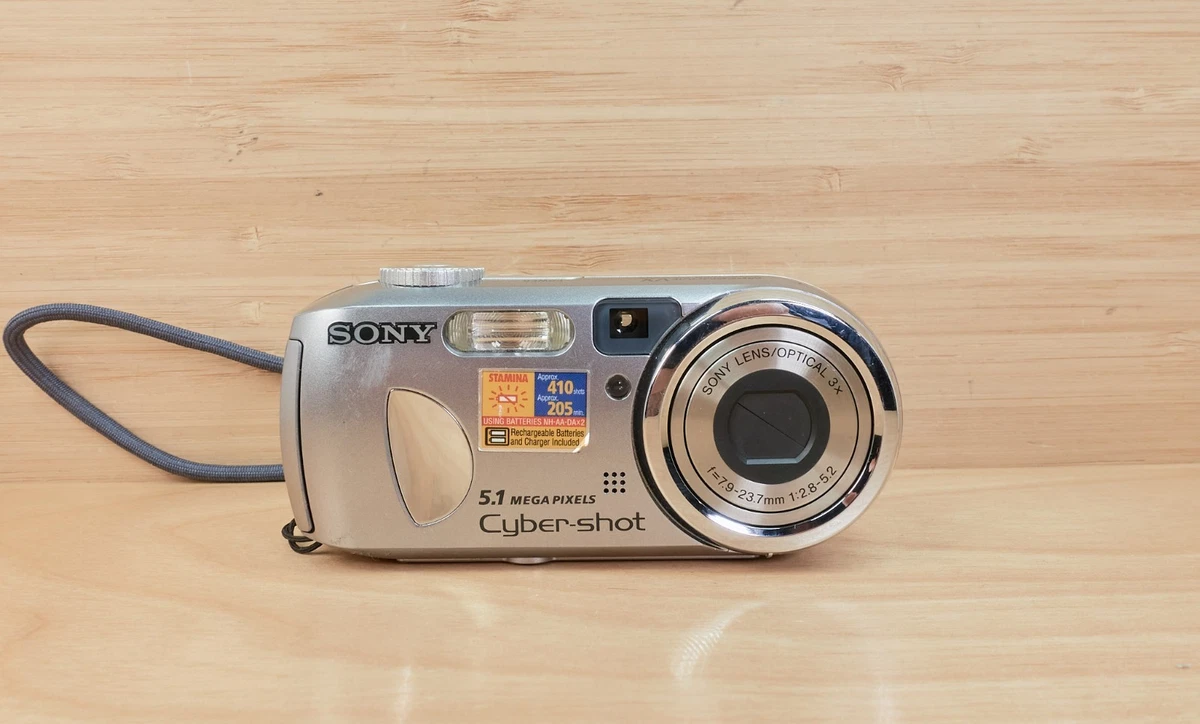 Sony Cyber-shot DSC-P93 Digital Cameras 5-6.9 MP Maximum