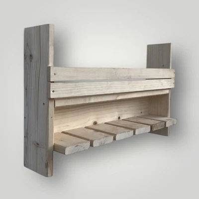 PORTE-BOUTEILLES MURAL EN BOIS FAIT MAIN AVEC PORTE-VERRES 30x50CM - Photo 1/4