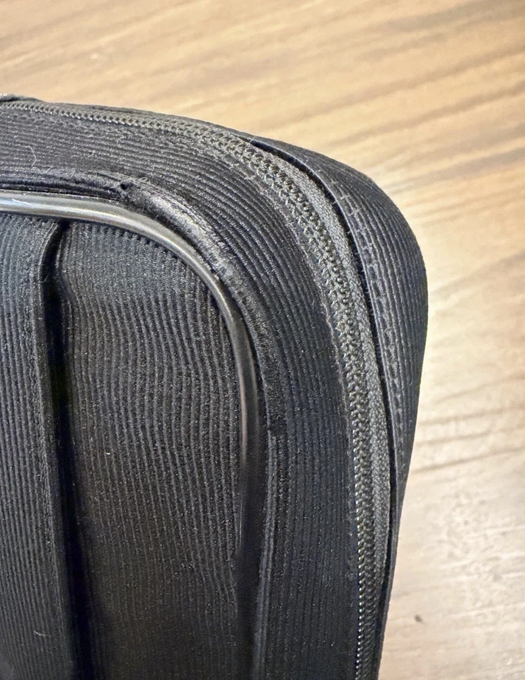 Montblanc Clutch Bag for Men, flaws shown in picture. Corners worn off. - Image 3 of 4