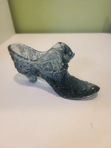 Fenton Cathead Glass Slipper Shoes Figurine Decorative Collectible