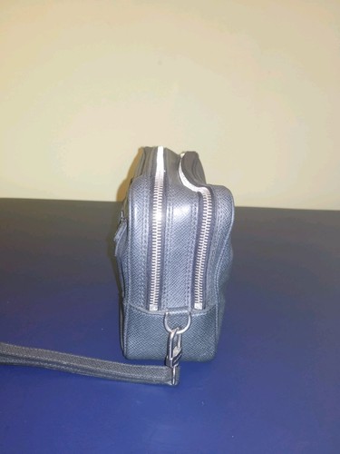Louis Vuitton Leather Pouch - Picture 4 of 13