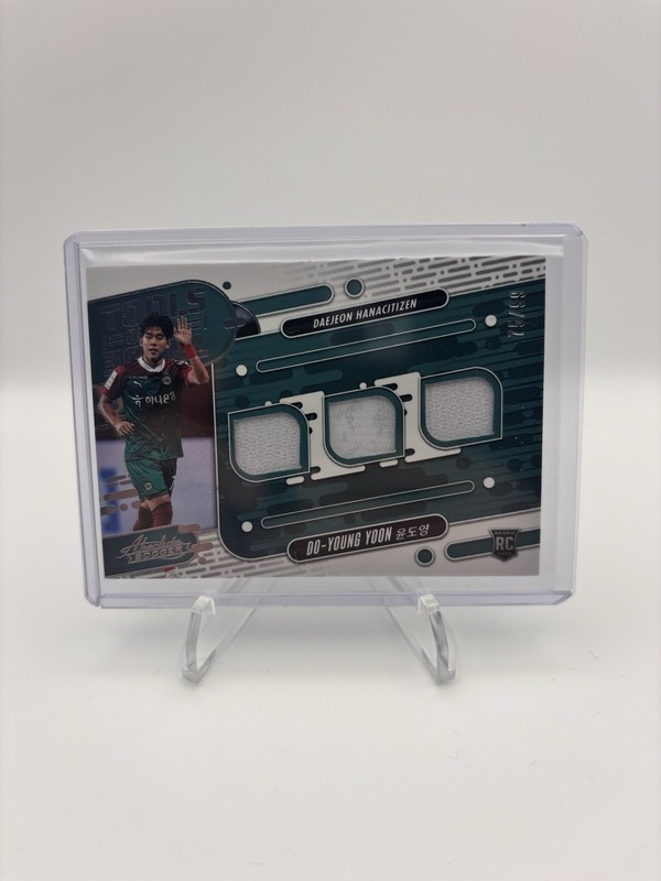 2025 Panini Absolute K League Tools Of The Trade Patch /99 Do-Young Yoon