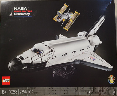 LEGO ICONS 10283 NASA Space Shuttle Discovery