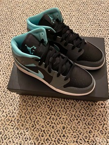 next day delivery jordans