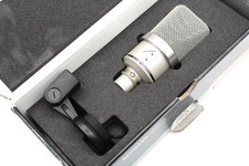Neuman Tlm 102 Condenser Microphone