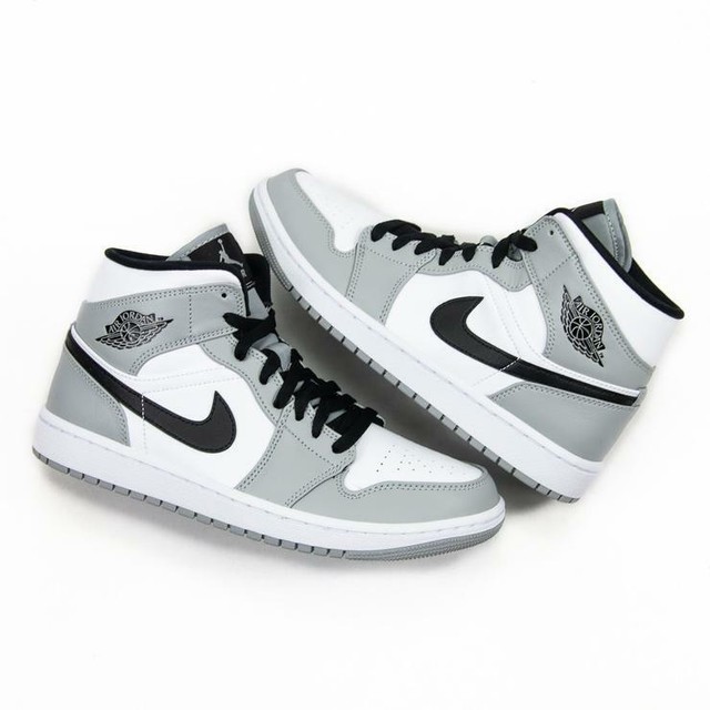 grey jordan retro 1
