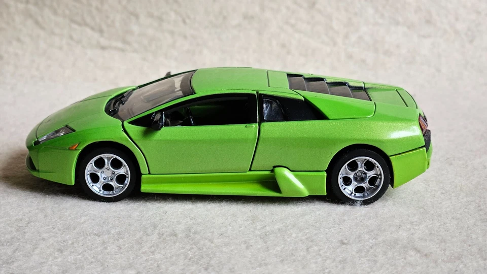 New Ray Lamborghini Murcielago - 1/32 ottimo mai giocato - Immagine 3 di 4