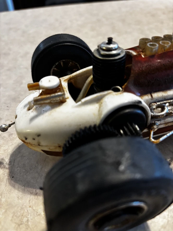 Vintage 1970s Testors USA Gas Powered Indy 500 Tether Sprite Race Car 22 - Image 4 of 4