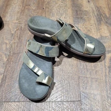 Women's Vionic Morgan Cross Strap Sandal Size 6 Adjustable Green Camouflage 