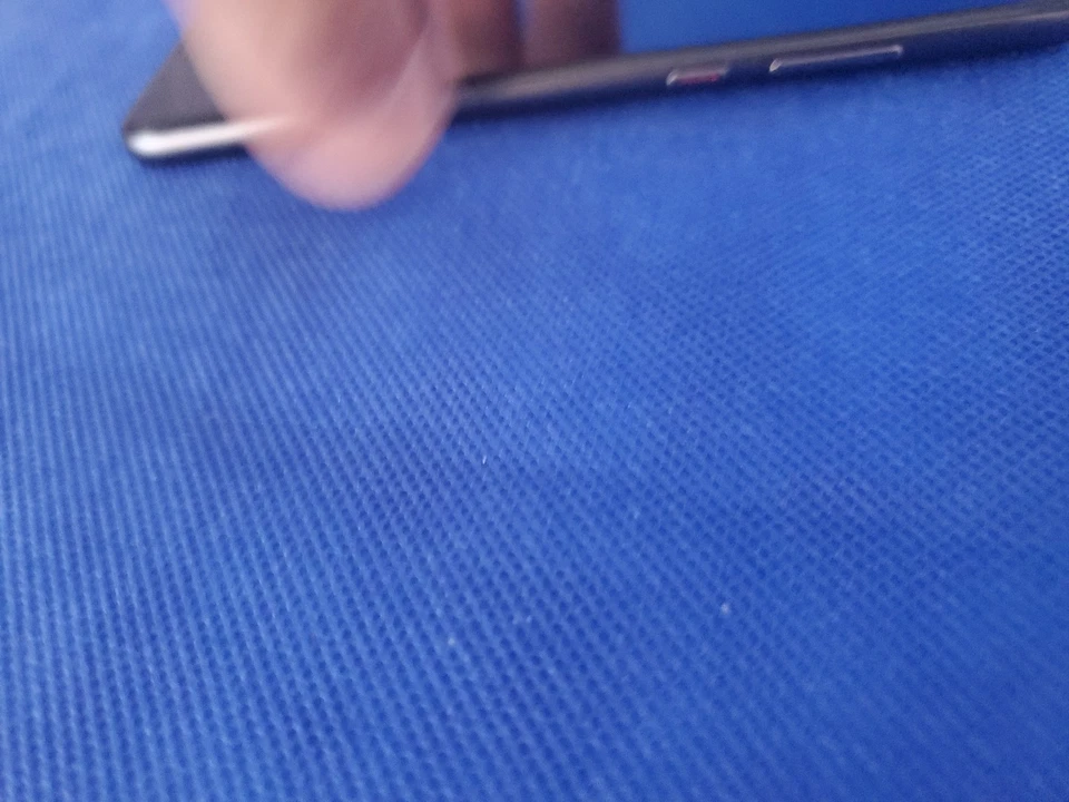 Huawei P20 – 128 Go – 4 Go RAM – Débloqué – Bon état - Photo 3/4