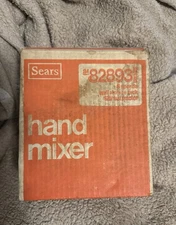 Vintage Sears 5 Speed Hand Mixer With Wall Mount *New In Box* Avacado