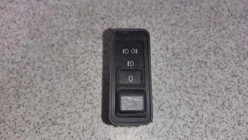 BMW 5 Touring E34 Nebelscheinwerferschalter 61318351238 1.99 1992 33750382