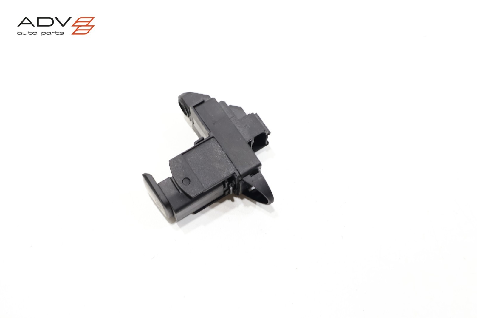 Maserati Levante 2017-2020 Parking brake switch P/N 14929