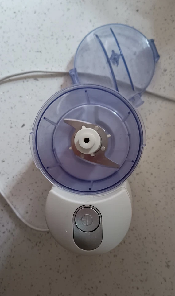 Mini tritatutto elettrico - Immagine 2 di 2