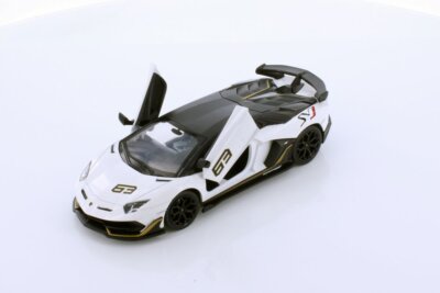 LAMBORGHINI AVENTADOR SVJ 1/24 scale DIECAST CAR SHOWCASTS 68269D