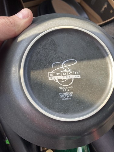 Epoch ZOOM SAND 7 1/2" Soup Cereal Bowls Set of 7 - Picture 2 of 3