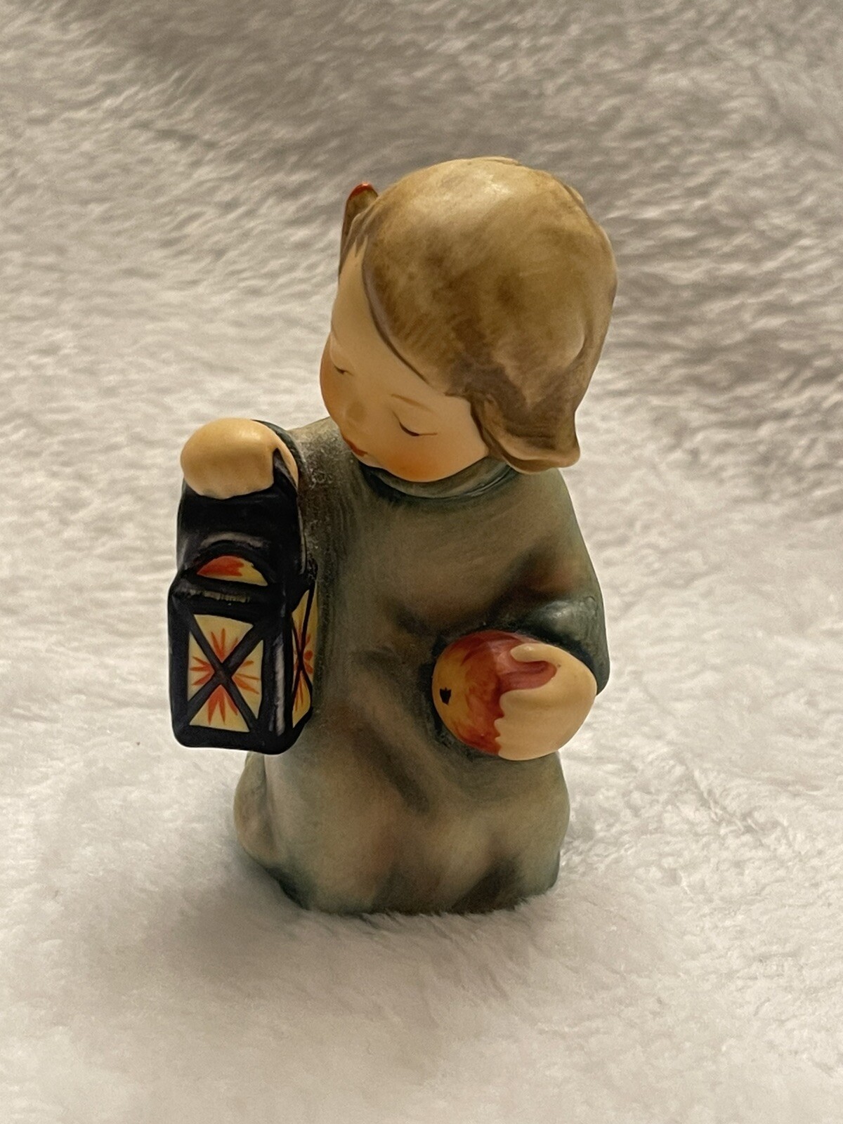 Goebel Hummel Guiding Angel Figurine 3 Inch TMK8