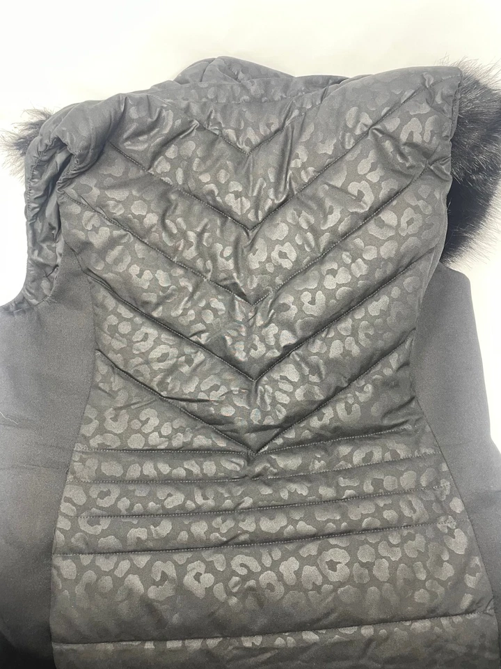 Women's Michael Kors Faux Fur Hood Black Vest Medium M - Image 3 of 4