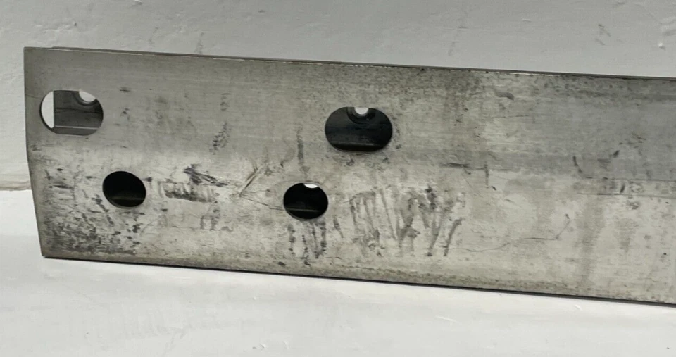 Infiniti M37 M56 Q70 Q70L 2012-2019 parachoques trasero refuerzo barra de impacto # 91519 Foto 2 de 4