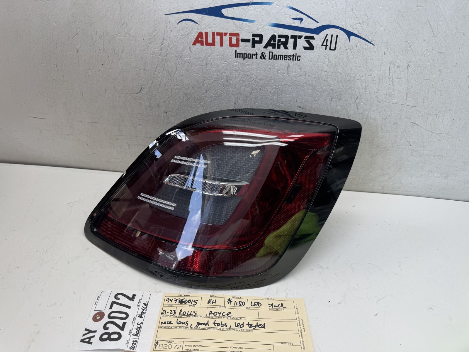 black chrome 2021 2022 2023 ROLLS ROYCE GHOST RIGHT LED TAIL LIGHT OEM AY82072