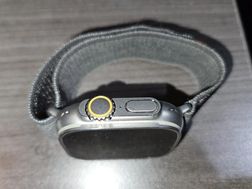 Apple Watch Ultra 49MM Titanium (GPS + Cellular) A2622- 1st Generation - Photo 5 sur 21