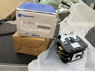 Lot of 6 Copeland 912-3060-02 Definite Purpose Contactor 3Pole 60A 208/240V