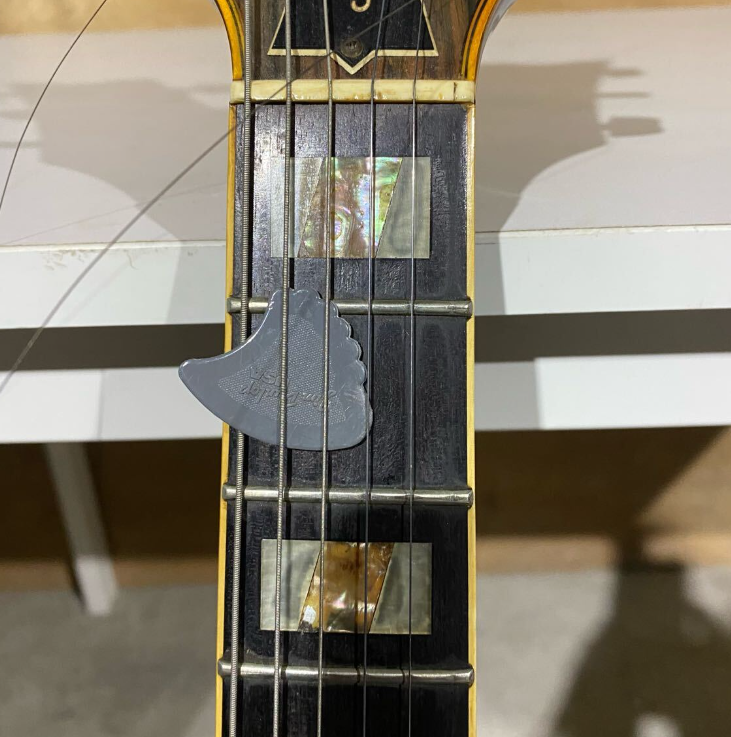 Ibanez Artist Series AR-305 AV 1980s Japan Vintage Electric Guitar