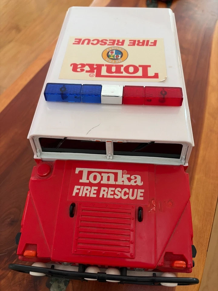 2000 Tonka Hummer Fire Rescue Truck Lights Sounds Winch Toy Hasbro - Image 2 of 4
