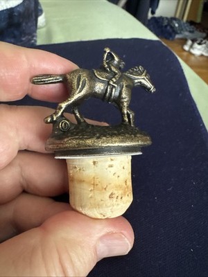 Blanton s Bourbon Whiskey Cork Bottle Stopper w/ Race Horse & Jockey Letter 'O'