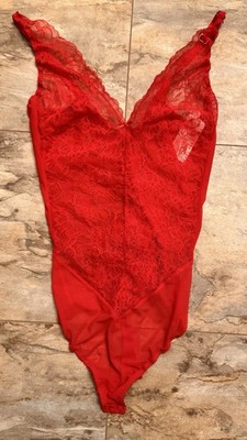 Wolford Lace Stringbody Gr. S rot neuwertig