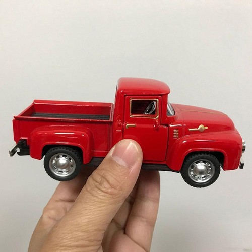 Vintage Metal Red Classic Rustic Pickup Truck Home Ornament N0 Table J7L1 O8C5