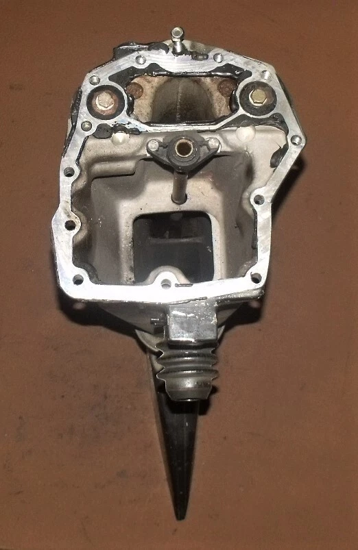 Force 90 HP 2 Stroke Mid Section Assembly PN F721133 Fits 1988-1994 - Image 3 of 4