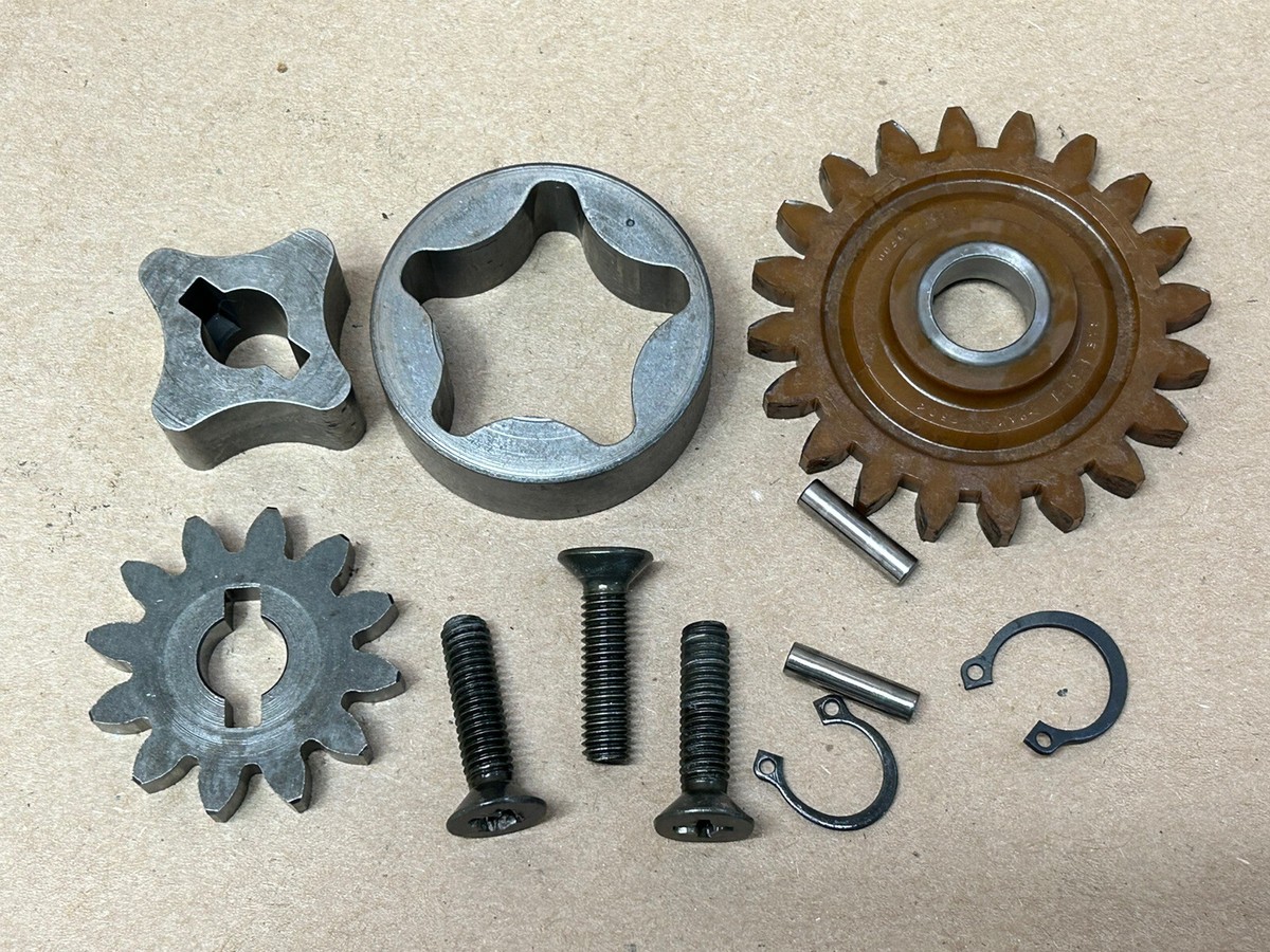 03-08 SUZUKI LTZ 400 Oil Pump and Gear KFX DVX DRZ LTZ 400 DRZ400