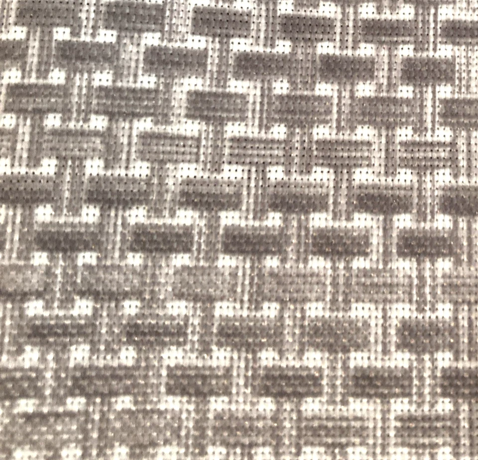 Fiesta Indoor Outdoor Fabric 70” Round Tablecloth Taupe White Basket Weave NWT - Image 4 of 4