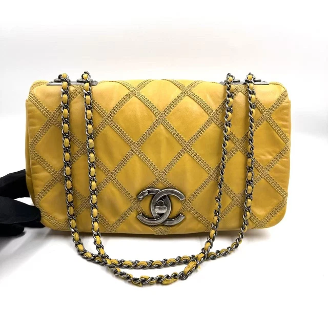 11.04 027 Chanel Quilted CC Flap Bag - Yellow Shoulder Bags