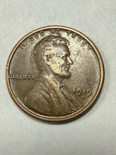 ** 1919-D LINCOLN CENT- VF  (UPGRADE THAT SPOT IN YOUR SET)  PRICED TO SELL **
