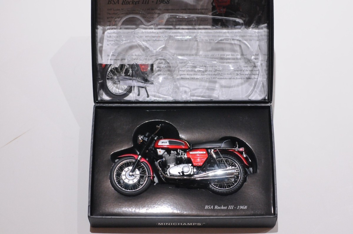 ミニチャンプス　1/12 ロケット3 MINICHAMPS 1968 BSA ROCKET III RED IN SCALE 1:12 122130100